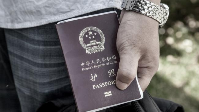 “谁批准,谁担责” 中国严控人员出境 “谁批准,谁担责” 中国严控人员出境