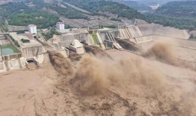 粤闽367水库大泄洪 4万老水库哪一个先炸？