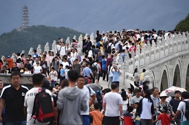 算盘打错了 中国年轻人盛行“白嫖” 算盘打错了 中国年轻人盛行“白嫖”
