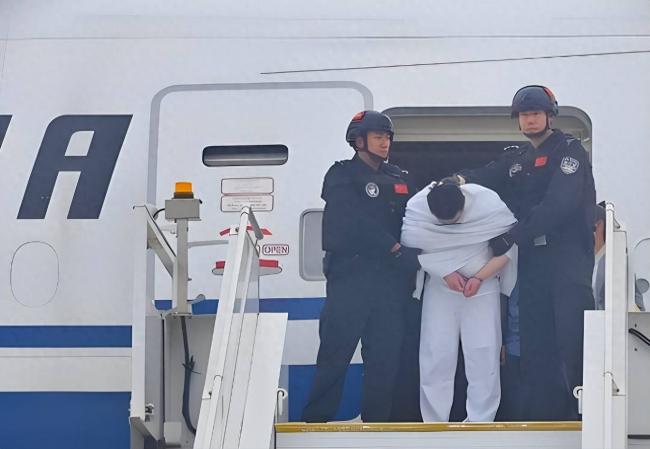 冒充犹太后裔捞到这好处!中国骗子火遍全球 冒充犹太后裔捞到这好处!中国骗子火遍全球