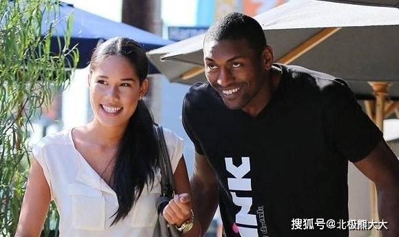 中国歌手被黑人男友暴打至肛裂，现状被曝