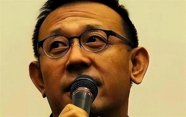 姜文没想到 法国前妻竟给他留下一手好牌 姜文没想到 法国前妻竟给他留下一手好牌