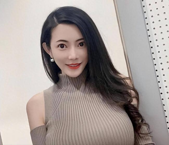 鬼王刚去世 爱妻富婆生活被扒 广州大豪宅太壕 鬼王刚去世 爱妻富婆生活被扒 广州大豪宅太壕