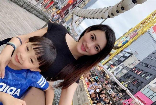 鬼王刚去世 爱妻富婆生活被扒 广州大豪宅太壕 鬼王刚去世 爱妻富婆生活被扒 广州大豪宅太壕