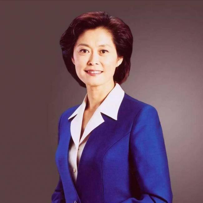 敬一丹告别仪式:大咖扎堆送别 央视元老排长队 敬一丹告别仪式:大咖扎堆送别 央视元老排长队