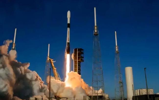 �򵥴ֱ���SpaceX����1200���й�����ʦ