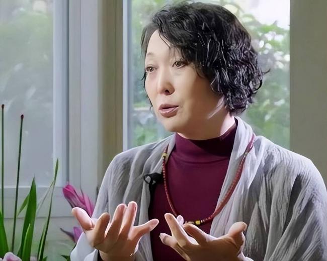 女排首任队长弃官下海,北京有楼女儿是国际超模 女排首任队长弃官下海,北京有楼女儿是国际超模