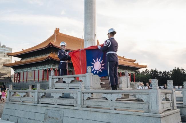借势川普,习近平拿到一个罕见契机 借势川普,习近平拿到一个罕见契机