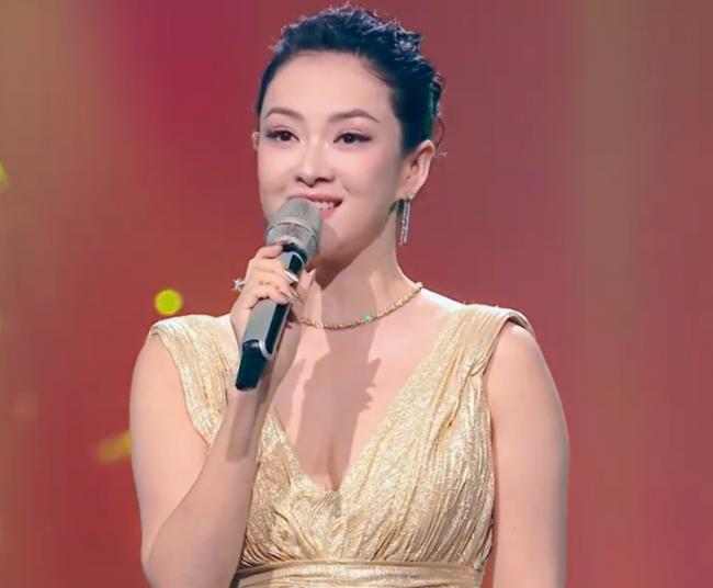 大湾区晚会:李宇春身材真好,刘涛好惊艳 大湾区晚会:李宇春身材真好,刘涛好惊艳
