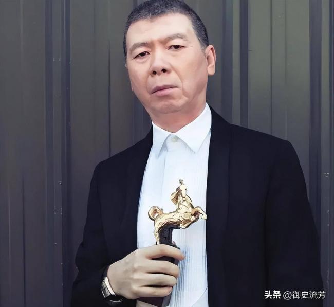 罕见,冯小刚终于说了一次软话 罕见,冯小刚终于说了一次软话