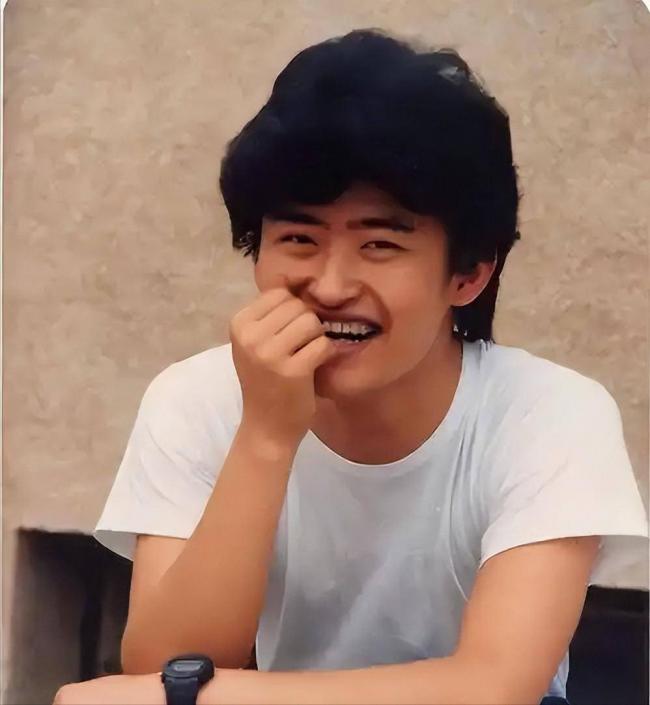 谷建芬4大弟子:刘欢离世,他暴瘦到不敢认... 谷建芬4大弟子:刘欢离世,他暴瘦到不敢认...