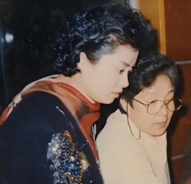谷建芬4大弟子:刘欢离世,他暴瘦到不敢认... 谷建芬4大弟子:刘欢离世,他暴瘦到不敢认...