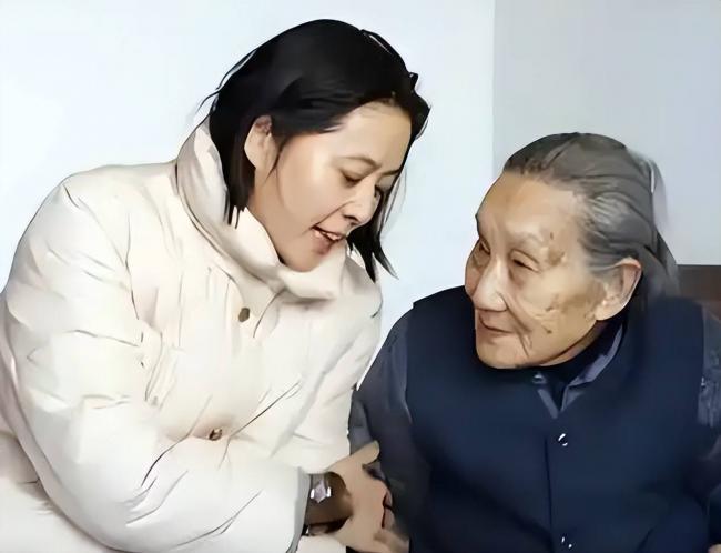 倪萍亲哥被母亲偏爱 他的现状令人唏嘘 倪萍亲哥被母亲偏爱 他的现状令人唏嘘