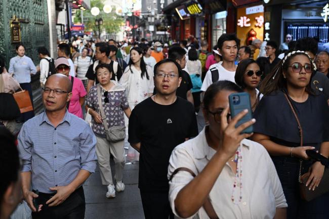 紧日子来了,多地拮据过“十一” 紧日子来了,多地拮据过“十一”