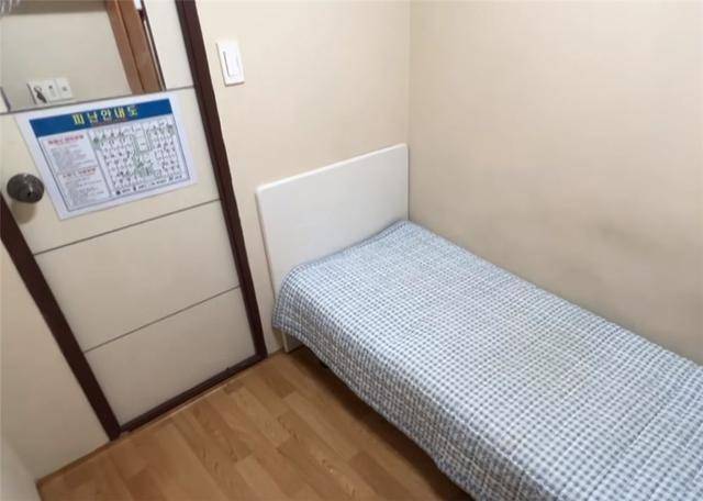 ס������������Ժ����4�O�����ⷿ�������ȫ