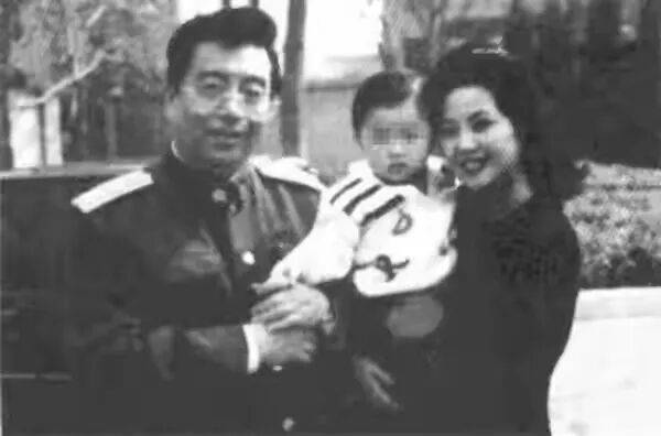 李双江长子李贺：我和李天一真的不一样