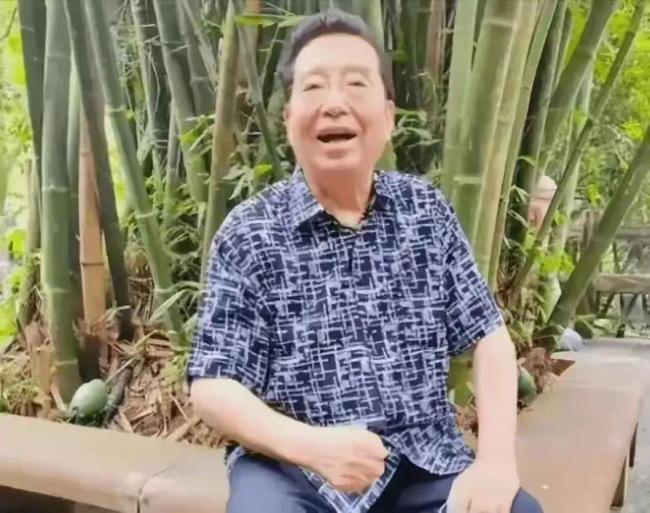 李双江长子李贺：我和李天一真的不一样