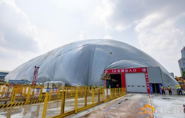 中国城市 为什么突然冒出很多巨型“白色大棚” 中国城市 为什么突然冒出很多巨型“白色大棚”