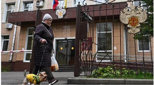 在俄华人紧急回国 两国严查口岸 在俄华人紧急回国 两国严查口岸