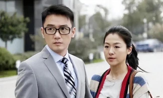 他曾是央视主持,如今沦落到跑龙套 他曾是央视主持,如今沦落到跑龙套