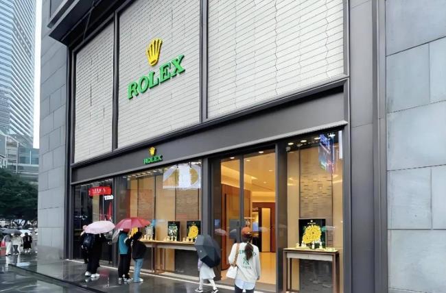 暴跌58%!一夜亏光 中国劳力士神话彻底崩塌 暴跌58%!一夜亏光 中国劳力士神话彻底崩塌