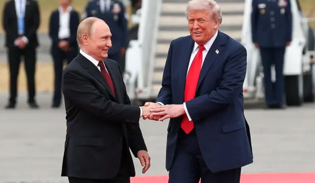 热议:只许美国放火 不许欧印点灯 热议:只许美国放火 不许欧印点灯