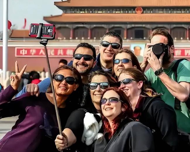 老外发帖记录在中国洗浴中心过夜 网络炸锅