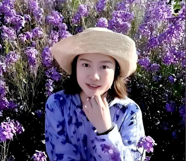杨振宁去世1年 翁帆首谈感情:我后悔了.... 杨振宁去世1年 翁帆首谈感情:我后悔了....