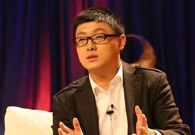袁腾飞身在福中不知福 只会自招其辱