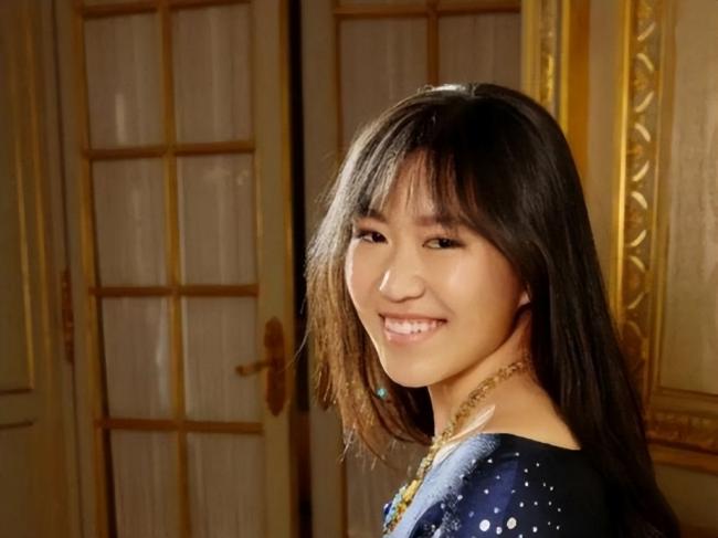 44 岁的陈婷,私下生活远比想象中更壕 44 岁的陈婷,私下生活远比想象中更壕