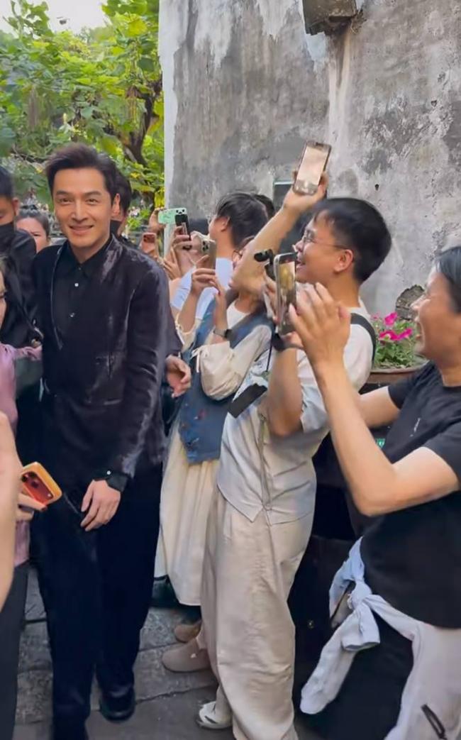 乌镇这一夜,黄磊大女儿惊艳,全场瞩目 乌镇这一夜,黄磊大女儿惊艳,全场瞩目