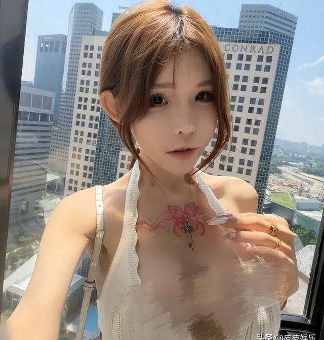 能被自己臭醒...中国网红分享整容后遗症