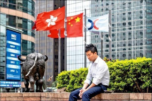 港股暴跌有内情？疑是北京出手 富豪急眼了