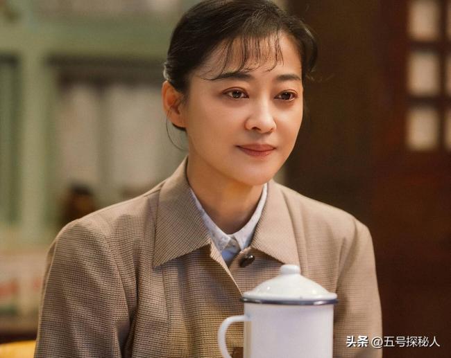 吃梅婷软饭 出轨李小冉遭断手断脚 他如今怎样了 吃梅婷软饭 出轨李小冉遭断手断脚 他如今怎样了