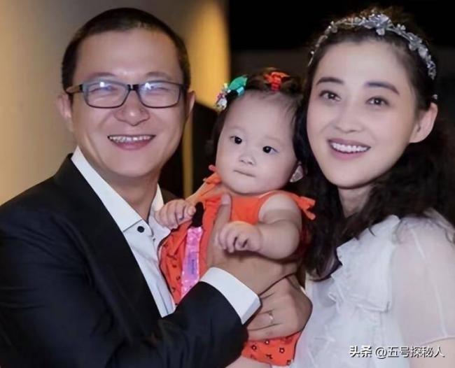 吃梅婷软饭 出轨李小冉遭断手断脚 他如今怎样了 吃梅婷软饭 出轨李小冉遭断手断脚 他如今怎样了