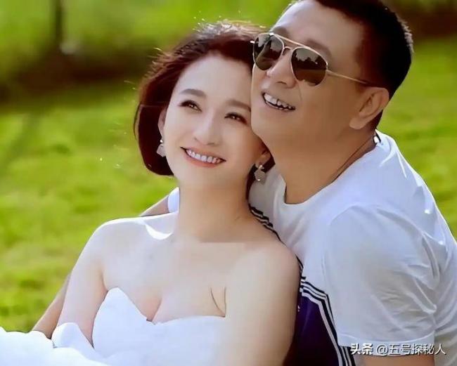 吃梅婷软饭 出轨李小冉遭断手断脚 他如今怎样了 吃梅婷软饭 出轨李小冉遭断手断脚 他如今怎样了