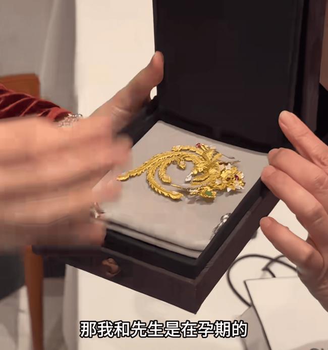 “京城四少”为女办百日宴 四个娃三个妈 大咖云集 “京城四少”为女办百日宴 四个娃三个妈 大咖云集