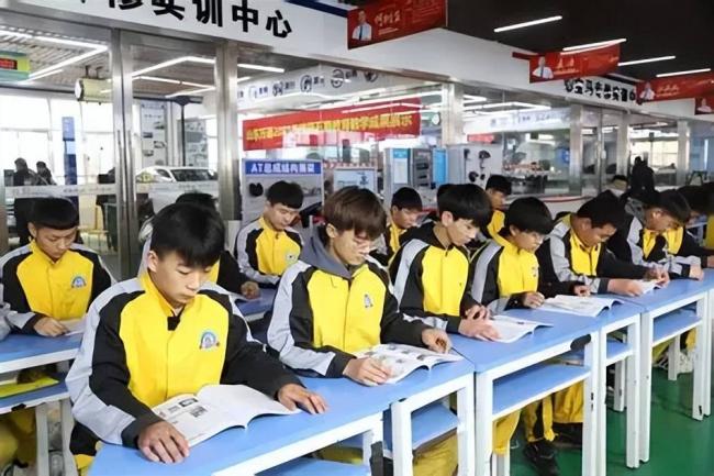 ������֪ͨ���й�31�������Уɪɪ����